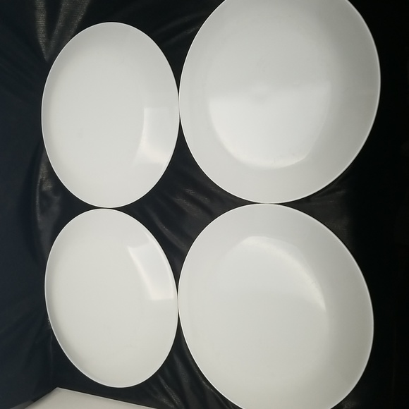 Corelle Butterfly Gold Dinner Plates - Picture 3 of 11